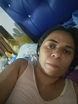 Lobitaz12 Adlı Modelin Canlı XXX Sohbeti