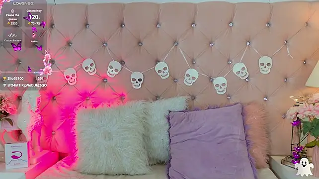 XXX chat uživo modela CaterinaRomano