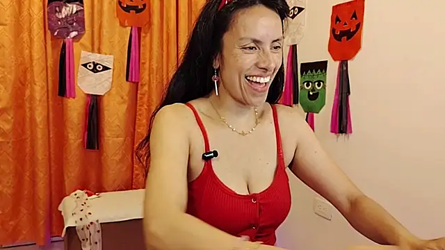 XXX chat uživo modela Bella_Exhibition