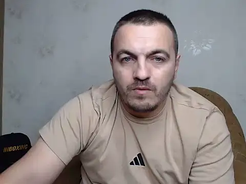 MasterTaylor live XXX chat