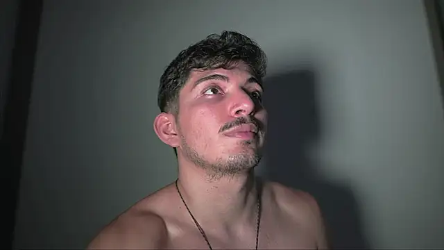 simoon_01 élő XXX-chatje