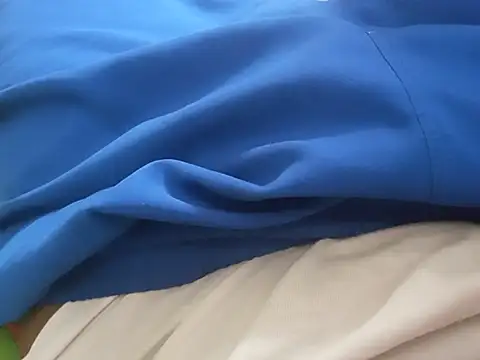 UncutlovingGuy Live XXX-Chat