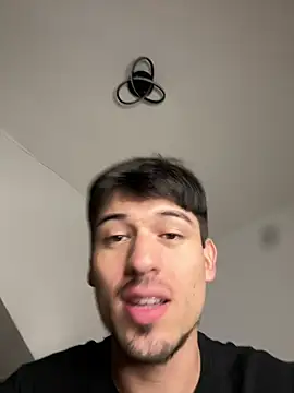 tu_king_david Adlı Modelin Canlı XXX Sohbeti