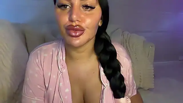 BIGBOOTYELLIEXXX Live XXX-chat