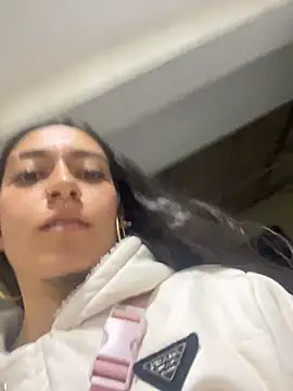 Tita_ec Chat XXX in diretta