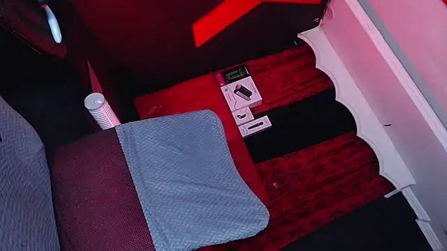 abrilbigcockのライブXXXチャット