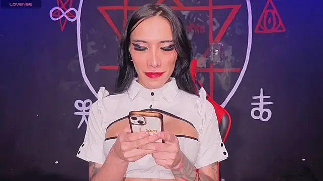 Victoriavampire666のライブXXXチャット