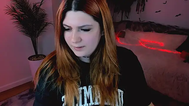 Chat +18 de FieryMilena ao vivo