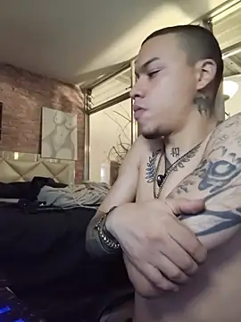 XXX chat uživo modela AlphaMasterXxx