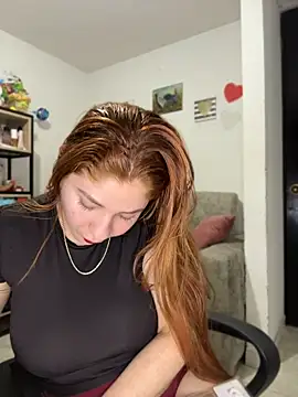 Celestedubois 现场XXX聊天