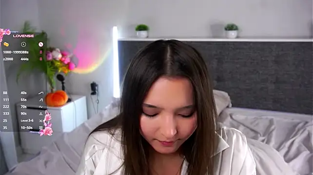 AmberlyDiamond Adlı Modelin Canlı XXX Sohbeti