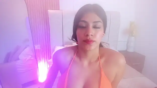 Chat +18 de KaliBloom ao vivo