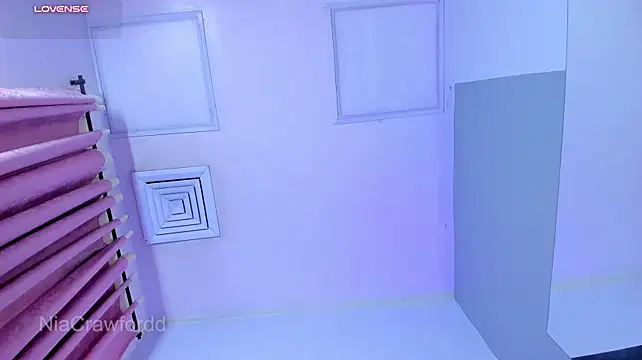 NiaCrawforddのライブXXXチャット