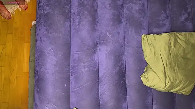XXX chat uživo modela SubWifeNadia