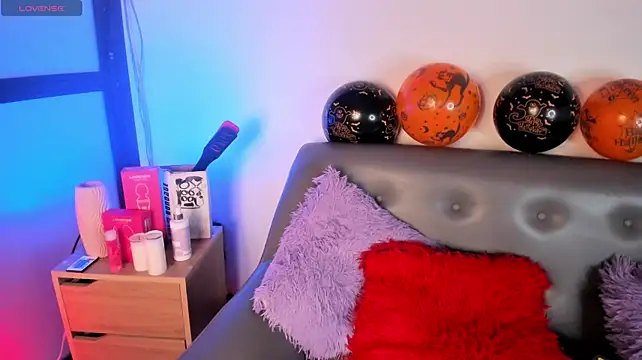 sasha_roldannのライブXXXチャット
