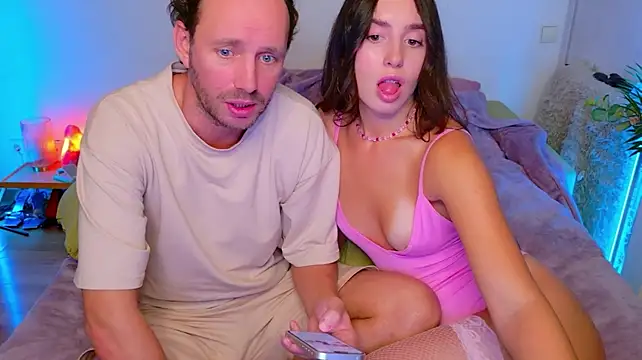 Ariana_PetiteのライブXXXチャット