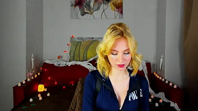 Chat +18 de Miya_Reed0 ao vivo