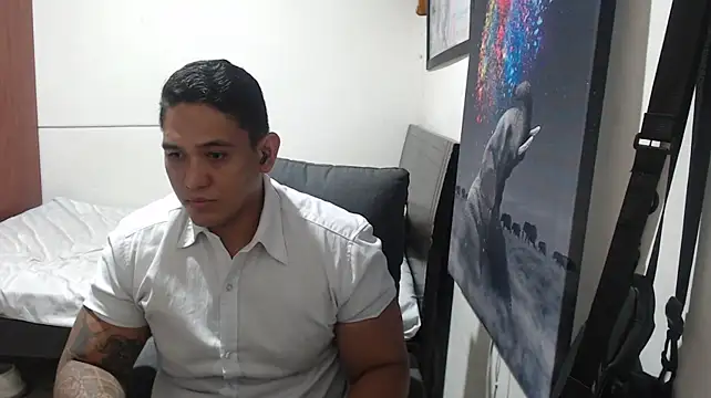 coltonmassiff Chat XXX in diretta