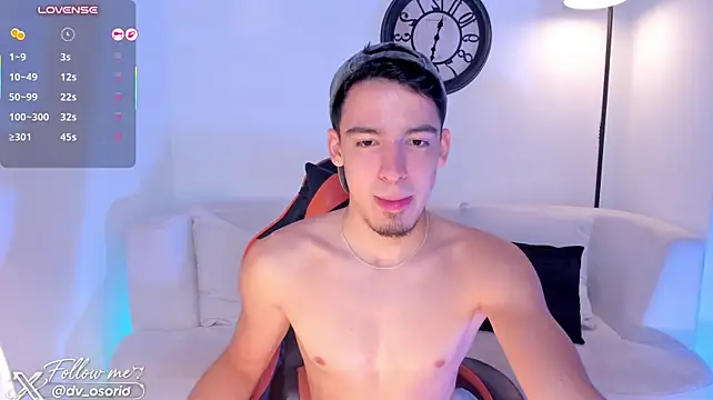 XXX chat uživo modela david_osoriox