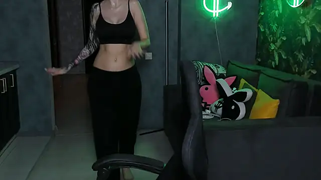 Blckmirrorr Chat XXX live