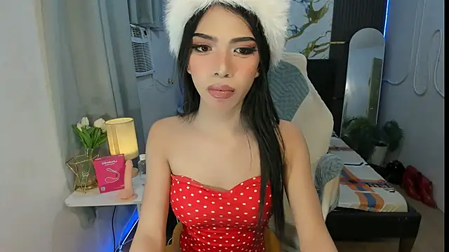 Alexa_therealhorsecock Live XXX-Chat