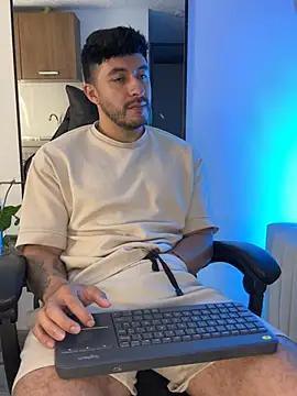 Chat XXX en directo de Daviid_owl