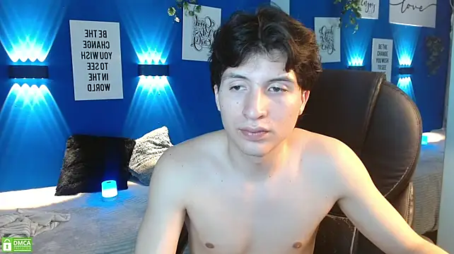 Marcoviolet 现场XXX聊天