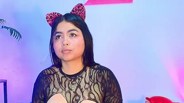 jade_brunnette's Live XXX Chat