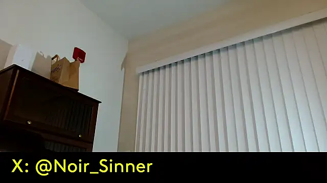 Онлайн чат XXX sinnernoir