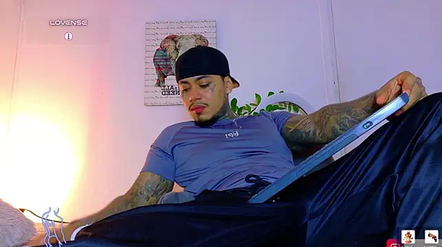 Živý XXX chat JordanSmiith_
