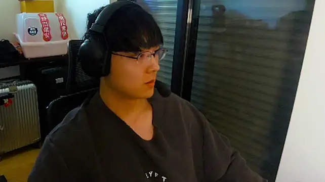 Tkcqcc's Live XXX Chat