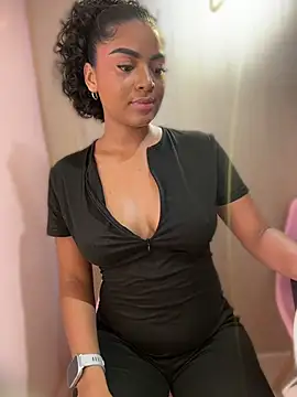 CarlyMonroe_1 Chat XXX in diretta