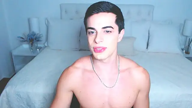 mr_hunterx élő XXX-chatje