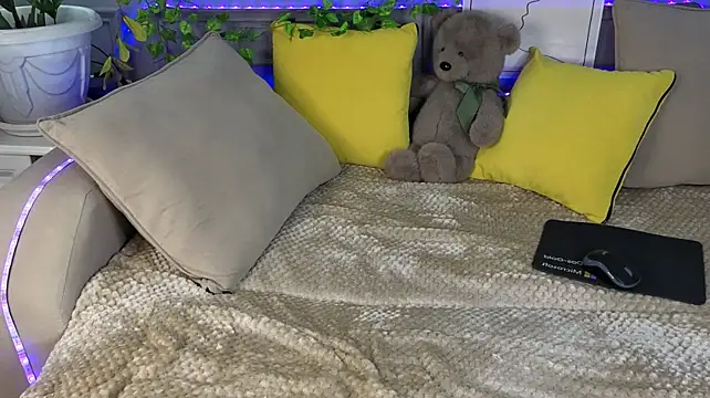 Yan_Cat live XXX chat