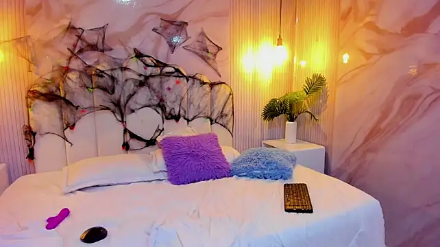 Briana_Amour live XXX chat