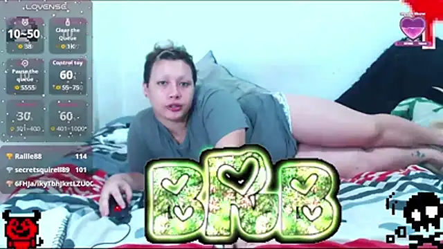 Cherry_vald Adlı Modelin Canlı XXX Sohbeti