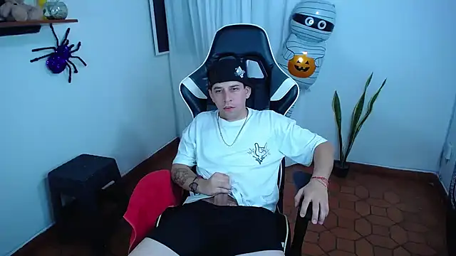 420Liam live XXX chat