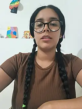 Annya-sweet Adlı Modelin Canlı XXX Sohbeti