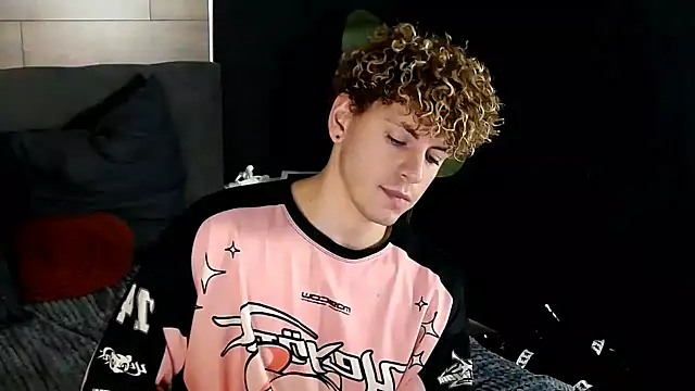 XXX chat uživo modela ConnorBlake