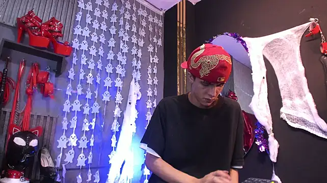 MikeHunteer 现场XXX聊天