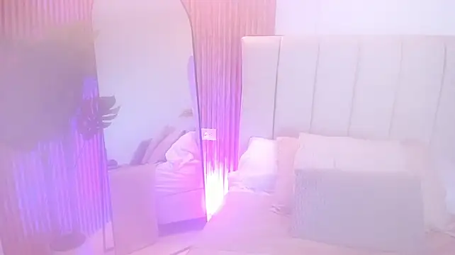 KaliBloomのライブXXXチャット