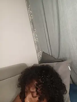 Mila_Millss_ Chat XXX live