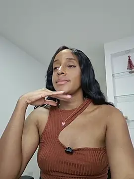 XXX chat uživo modela Maya_Lewis
