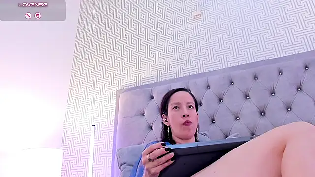 DianaRed_ Chat XXX in diretta