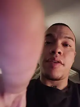 Chat +18 de AlphaMasterXxx ao vivo