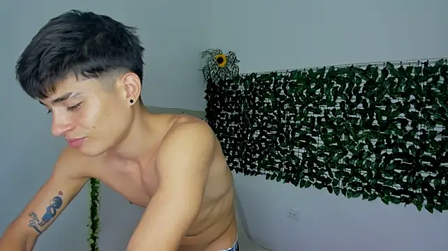 The_beby_guyn Live XXX chat