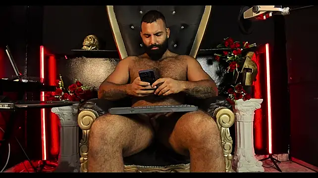 BeardAndrew Adlı Modelin Canlı XXX Sohbeti