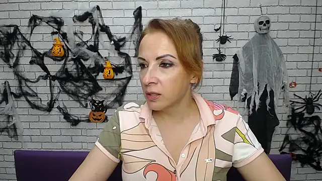 Онлайн чат XXX ElizabethSho