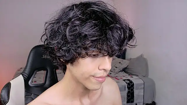 Alan26_ Live XXX-Chat