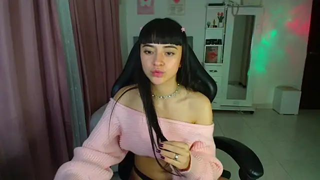 violetta_blackkのライブXXXチャット